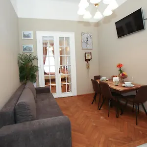  Apartment Opera
