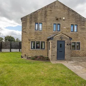 Hill Apartment Bradford (West Yorkshire)