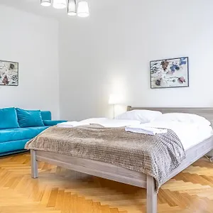 Apartman Comfortable 2br Apt, Near Wiener Stadthalle, Bécs